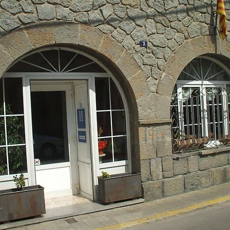 Hostal Porta De Nuria Ribes De Freser Exterior photo